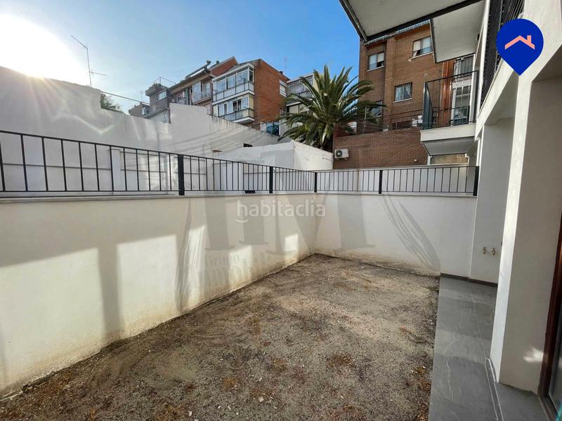 Foto cb3ba8f3-4684-4a93-b7a7-657dd9a47b19. Appartement avec chauffage parking piscine dans Valdeacederas Madrid