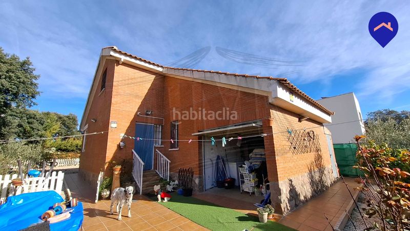 Foto 79bbfdc1-4302-48e7-8fd7-d94ae6758f9d. Casa amb aparcament a Pioz