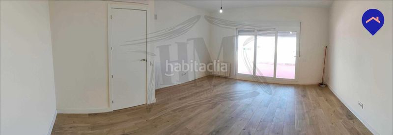 Foto 16ce670a-a62b-498d-a83c-50a339336f20. Àtic amb calefacció aparcament a Parque Cataluña Torrejón de Ardoz