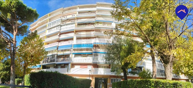 Foto cd866fbb-8694-4cde-b2e6-47adc7abddd1. Àtic amb calefacció aparcament a Parque Cataluña Torrejón de Ardoz