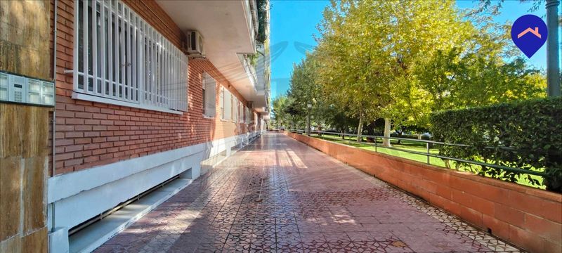 Foto acae0d49-cbee-41fd-b210-b13fb23303fa. Àtic amb calefacció aparcament a Parque Cataluña Torrejón de Ardoz