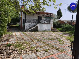 Casa  Calle madrid. 100% financiación!!! sin entrada!!! sin comisiones!!!