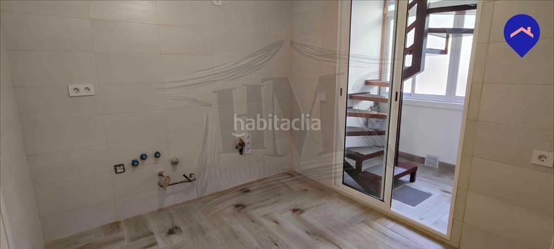 Foto b0dba260-6fc7-4e95-9de8-b09811f8ff3c. Àtic amb calefacció aparcament a Parque Cataluña Torrejón de Ardoz