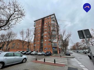 Pis  Calle campotéjar. 100% financiación!!! sin entrada!!! sin comisiones!!!