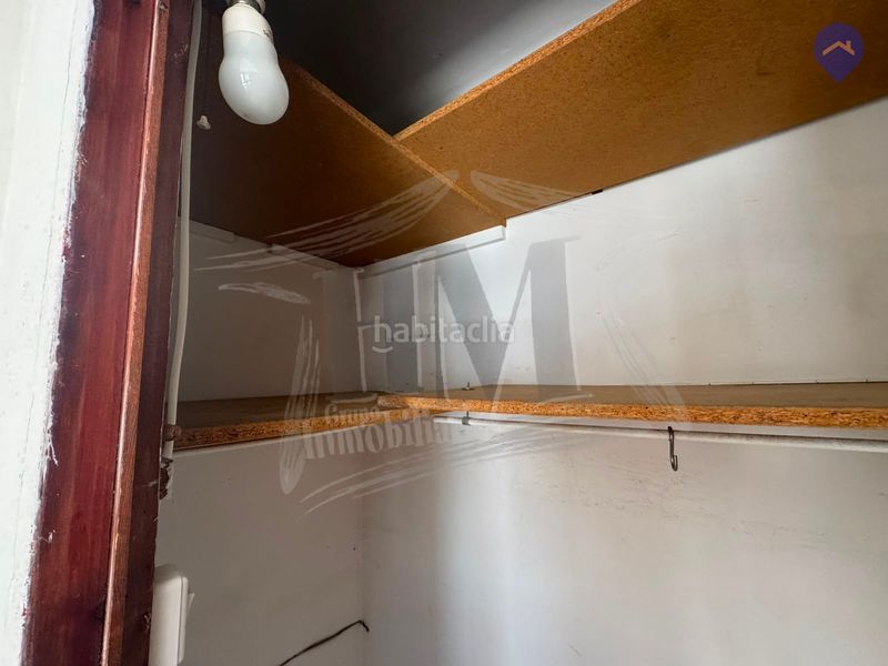 Foto feae98d2-3789-4362-9fd1-6acb9924e933. Pis a avinguda de les tres creus 103 a Vara de Quart Valencia