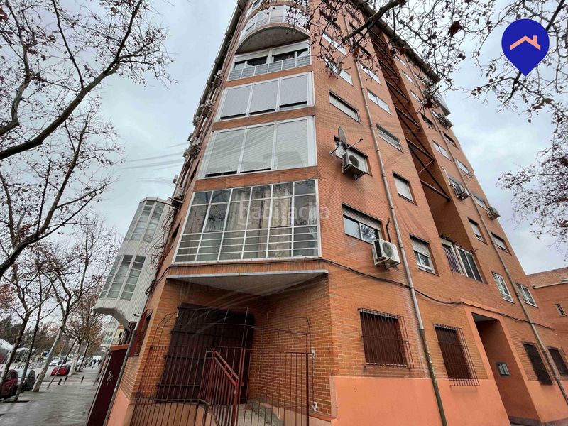 Foto a5bebbfd-be34-4a47-acff-2e2b1dde9e93. Pis a calle campotéjar 29 a Orcasur-12 de Octubre Madrid
