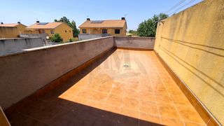 Xalet  Calle río narcea. Tú propiedad por menos de un alquiler! 100% financiación!!!