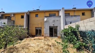 Chalet  Calle río narcea. Tú propiedad por menos de un alquiler! 100% financiación!!!