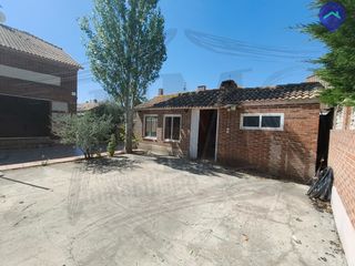 Chalet  Calle monte del campo. Tú propiedad por menos de un alquiler! 100% financiación!!!