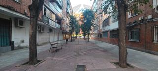 Etagenwohnung  Calle la rábida. ¡tu propiedad por menos de un alquiler!