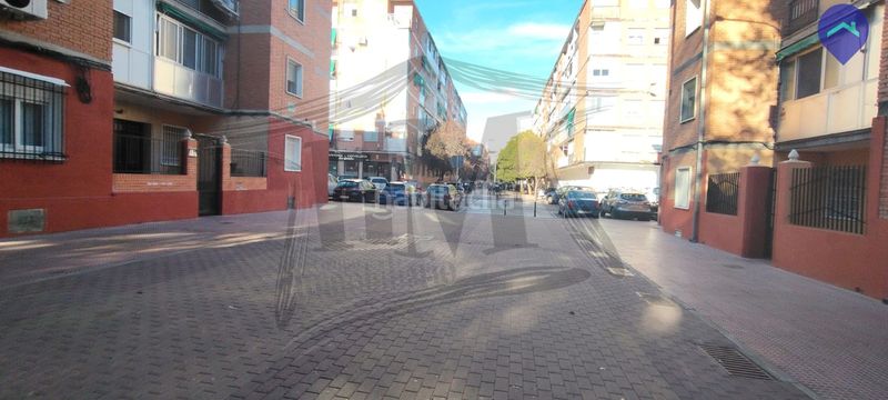 Foto 4e07ddcf-f6c8-46b3-b0b8-563bba4553ba. Etagenwohnung in calle de hernán cortés 13 in Reyes Católicos Alcalá de Henares