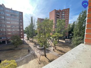 Piso en Calle puebla de sanabria 9. ¡tú propiedad por menos de un alquiler! compra tú piso y olvidat