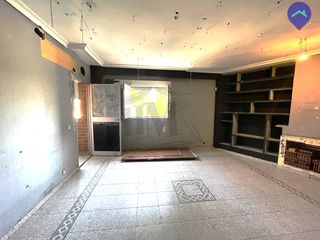 Appartamento in Calle puebla de sanabria 9. ¡tú propiedad por menos de un alquiler! compra tú piso y olvidat
