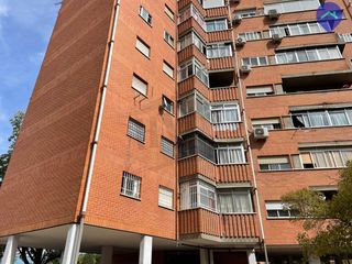 Appartamento in Calle puebla de sanabria 9. ¡tú propiedad por menos de un alquiler! compra tú piso y olvidat