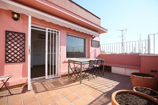 Miete Dachwohnung in Calle de sánchez pacheco 37