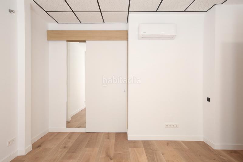 Foto 4f4ff632-9df9-4e83-a03c-ae6796a798ae. Appartamento in calle del lago calafate 14 in Portazgo Madrid