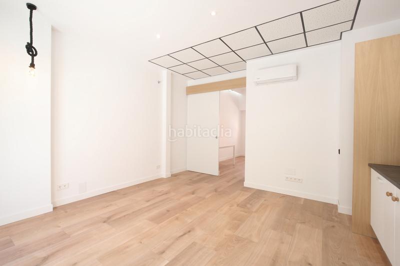 Foto 718827a8-4d8a-47c2-9bbe-af04ed610745. Appartamento in calle del lago calafate 14 in Portazgo Madrid