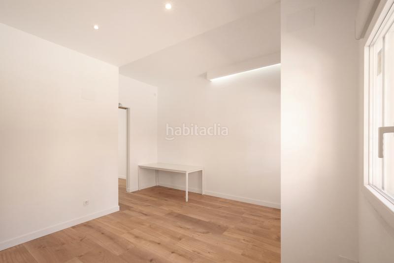 Foto 86810d25-e353-4ef7-8498-a117e8f7df9b. Appartamento in calle del lago calafate 14 in Portazgo Madrid