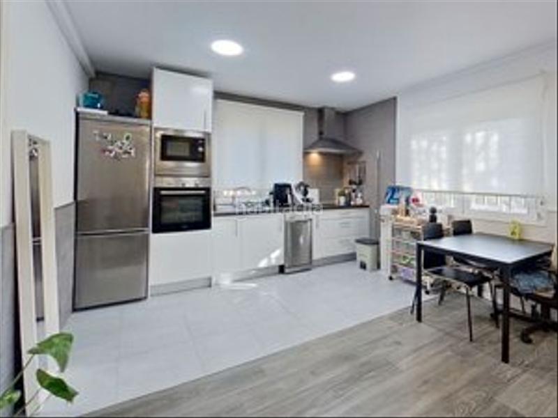 Foto 4722caea-6380-4291-93c6-bfacfec96777. Xalet amb xemeneia calefacció aparcament piscina a Valdemorillo