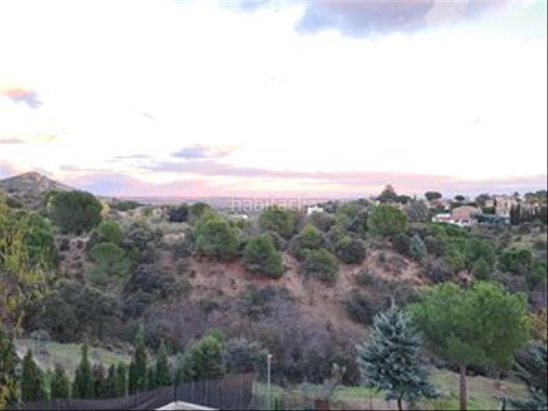 Foto 8d116d6e-5447-4c15-9d45-d91bb4ef665f. Xalet amb xemeneia calefacció aparcament piscina a Valdemorillo