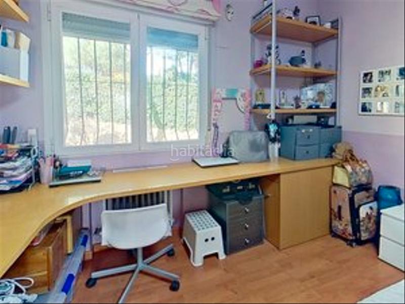 Foto 9e908cef-da21-4b33-b510-c57cda8d15bd. Xalet amb xemeneia calefacció aparcament piscina a Valdemorillo