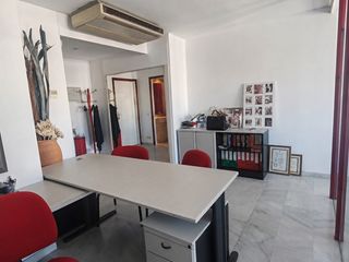 Affitto Ufficio in Casco Antiguo. Oficina en alquiler en el casco histórico de majadahonda al lado