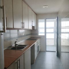 Miete Etagenwohnung in Alto de la Jabonería. Vivienda en alquiler de 2 dormitorios en urbanización con piscin