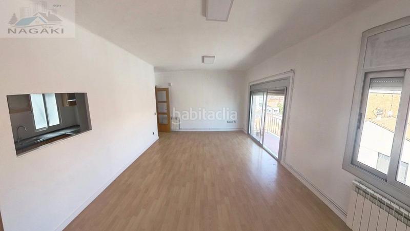 Foto 0b411844-67fe-44a9-b386-0e6ae8b3cac0. Pis amb calefacció a Eixample Sabadell