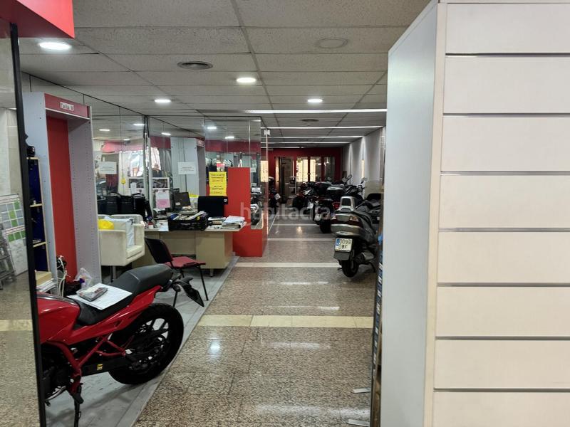 Foto 7d3ded19-cf79-4a4c-9b39-33679ce61e5e. Local commercial dans avinguda dels quinze 35 dans Vilapicina - Torre Llobeta Barcelona