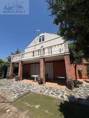 Xalet a Alemania 10. Chalet en venta en rivasvaciamadrid, 5 dormitorios.