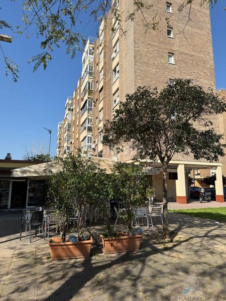 Foto 9d6185ed-69ea-42d7-a5e8-3e5cb0516cc8. Local comercial a Torrent Ballester Viladecans