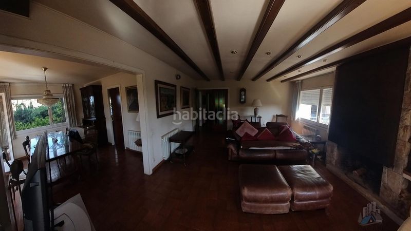 Foto 37a08da2-8251-4d92-bcdb-d24e950ab5a0. Casa amb calefacció aparcament a Zona alta Arenys de Mar