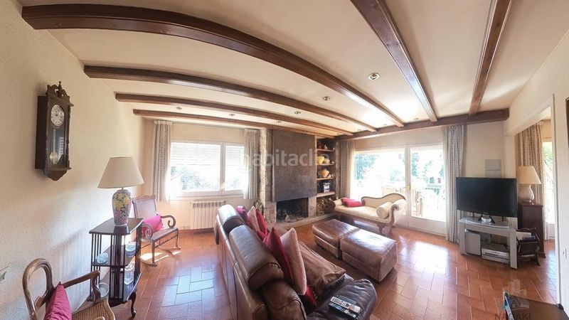 Foto ebb8b673-e7a8-4994-8025-942255283fce. Casa amb calefacció aparcament a Zona alta Arenys de Mar