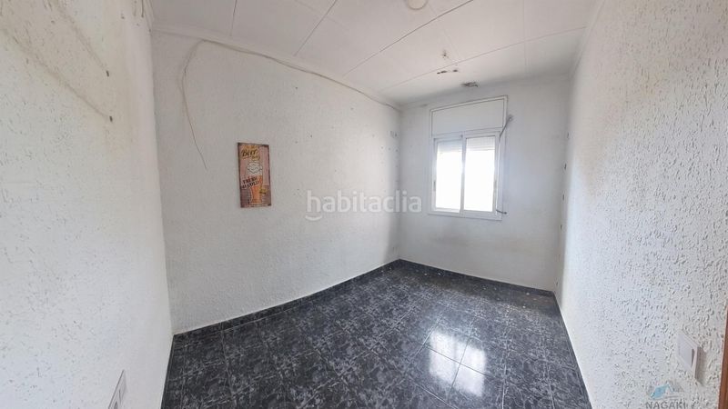Foto 8bcef650-839e-4e77-89a4-abc20bcfa568. Casa a Poble Nou Sabadell