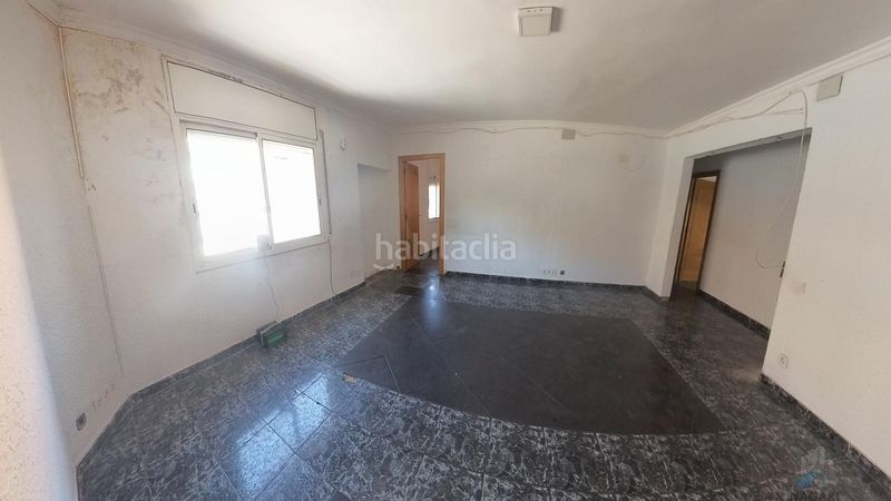 Foto 8d4d0872-fb7e-4ed5-8cda-c99a4de1a02c. Casa a Poble Nou Sabadell