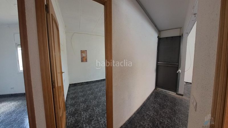 Foto b72024ab-2b0e-436e-a216-ecbad1166db4. Casa a Poble Nou Sabadell