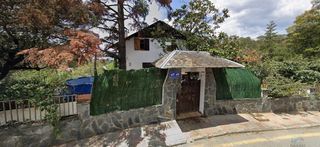 House  Llenega blanca. Vallgorguinacasa