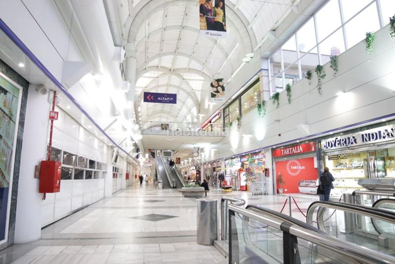 Foto f0140447-e00a-4881-bea0-aa45f689ea34. Local comercial ^**^tambien en alquiler con opcion a compra^^^** ^^^**magnífico local de 185 m2 actualmente dividido en dos locales en el centro c en Fuenlabrada