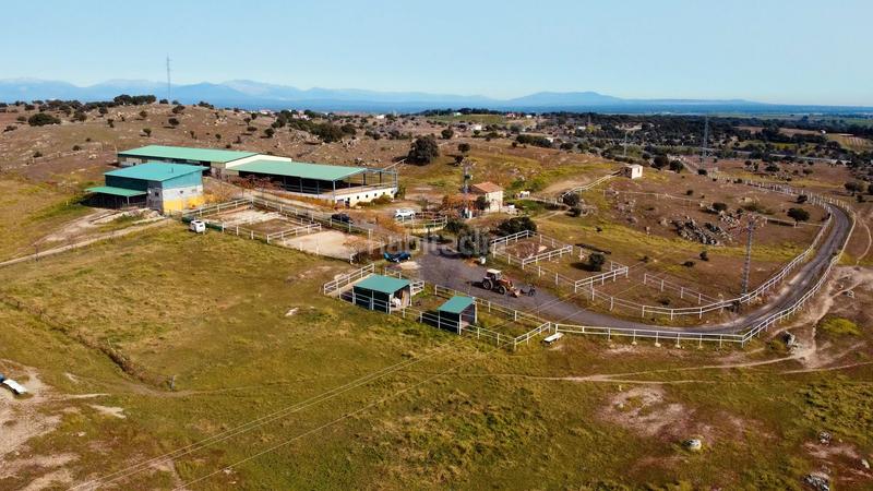 Foto 1ab3d043-0edf-4a32-b174-2da0eb80dbc6. Masia amb aparcament piscina a Buenavista-Valparaíso-La Legua Toledo