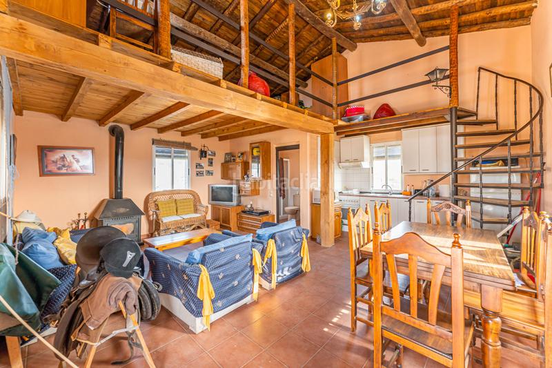 Foto bf97344c-d3b5-4d1d-80e9-a011d8773fdc. Masia amb aparcament piscina a Buenavista-Valparaíso-La Legua Toledo