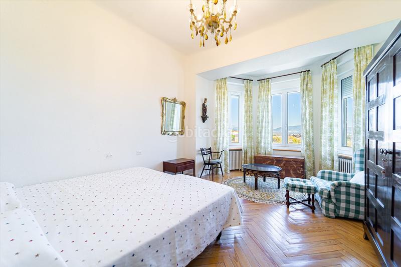 Foto 000a9c97-08c1-44f3-b8cc-e718f3b3d68a. Mas avec chauffage parking piscine dans Guadarrama