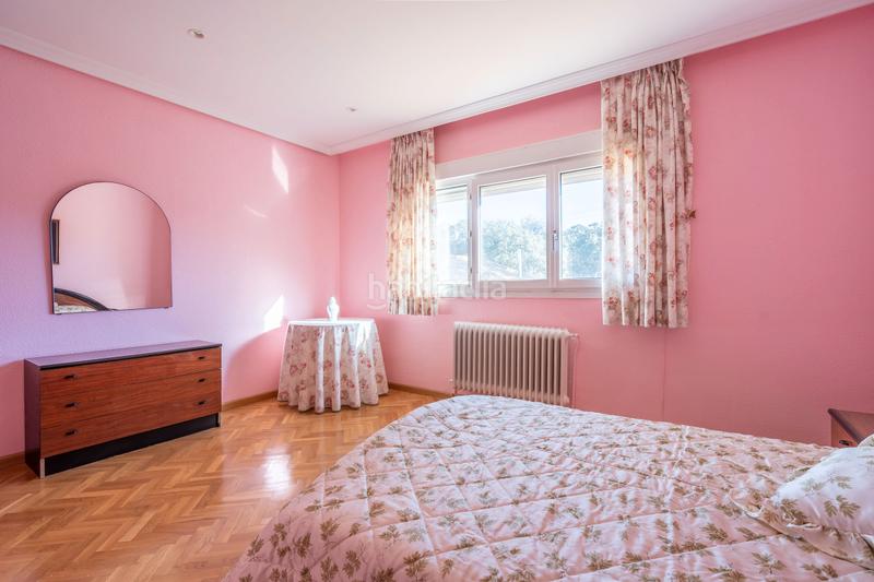 Foto 11896aea-33f4-4163-bece-3e4cc6079110. Casale con camino riscaldamento parcheggio piscina in Colmenarejo