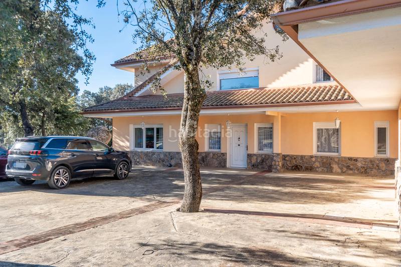 Foto 1de83698-5402-4c03-abc2-b77c2d910fb7. Casale con camino riscaldamento parcheggio piscina in Colmenarejo