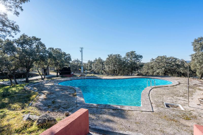 Foto 304f0637-2362-43b3-9728-48d3b7de14bf. Casale con camino riscaldamento parcheggio piscina in Colmenarejo