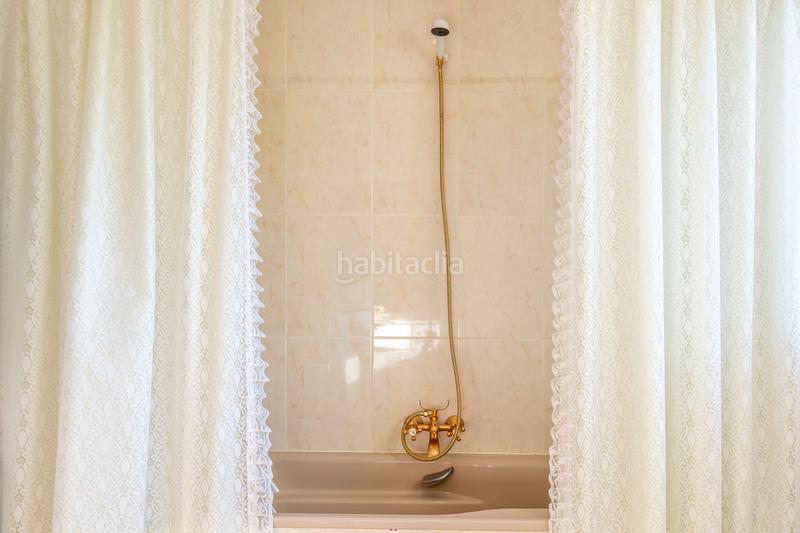 Foto 51a65e86-5cbf-49d7-b7d5-0ccade9ac6d6. Casale con camino riscaldamento parcheggio piscina in Colmenarejo