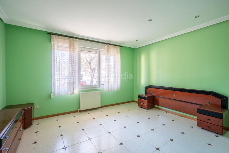 Foto 51ea2f5b-05c1-463b-ab99-bd3d683f4900. Casale con camino riscaldamento parcheggio piscina in Colmenarejo