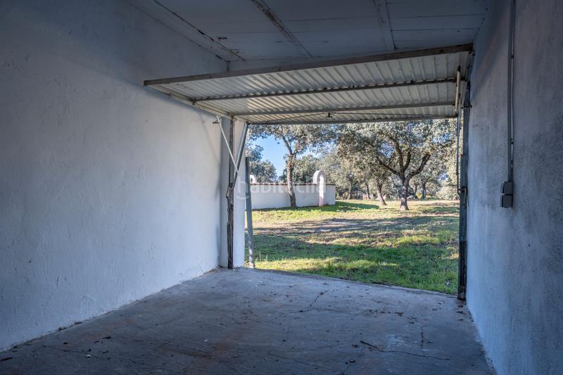 Foto 72ea61e8-b9b0-45e0-9d16-4c2de16e5473. Casale con camino riscaldamento parcheggio piscina in Colmenarejo