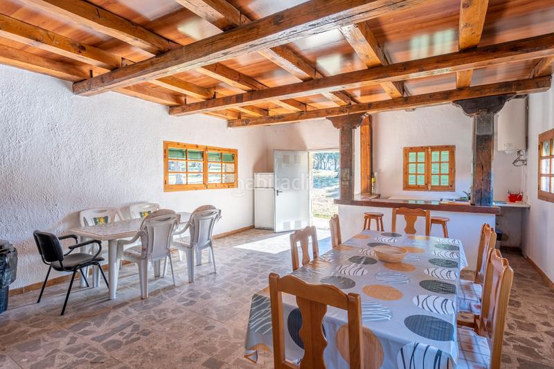 Foto 7d2c24d4-2d8b-4cc0-a9a4-f71fcc5500d6. Casale con camino riscaldamento parcheggio piscina in Colmenarejo