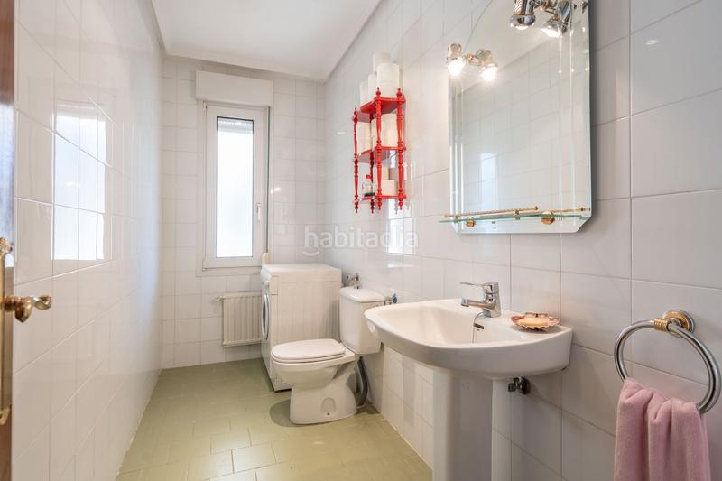 Foto bdefd0bc-7bcf-4814-a86d-bd044ad67f75. Casale con camino riscaldamento parcheggio piscina in Colmenarejo