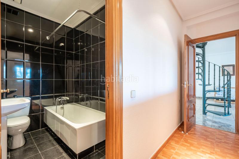 Foto ef374bf2-28fc-49cb-a44c-be3c544c3a3c. Casale con camino riscaldamento parcheggio piscina in Colmenarejo